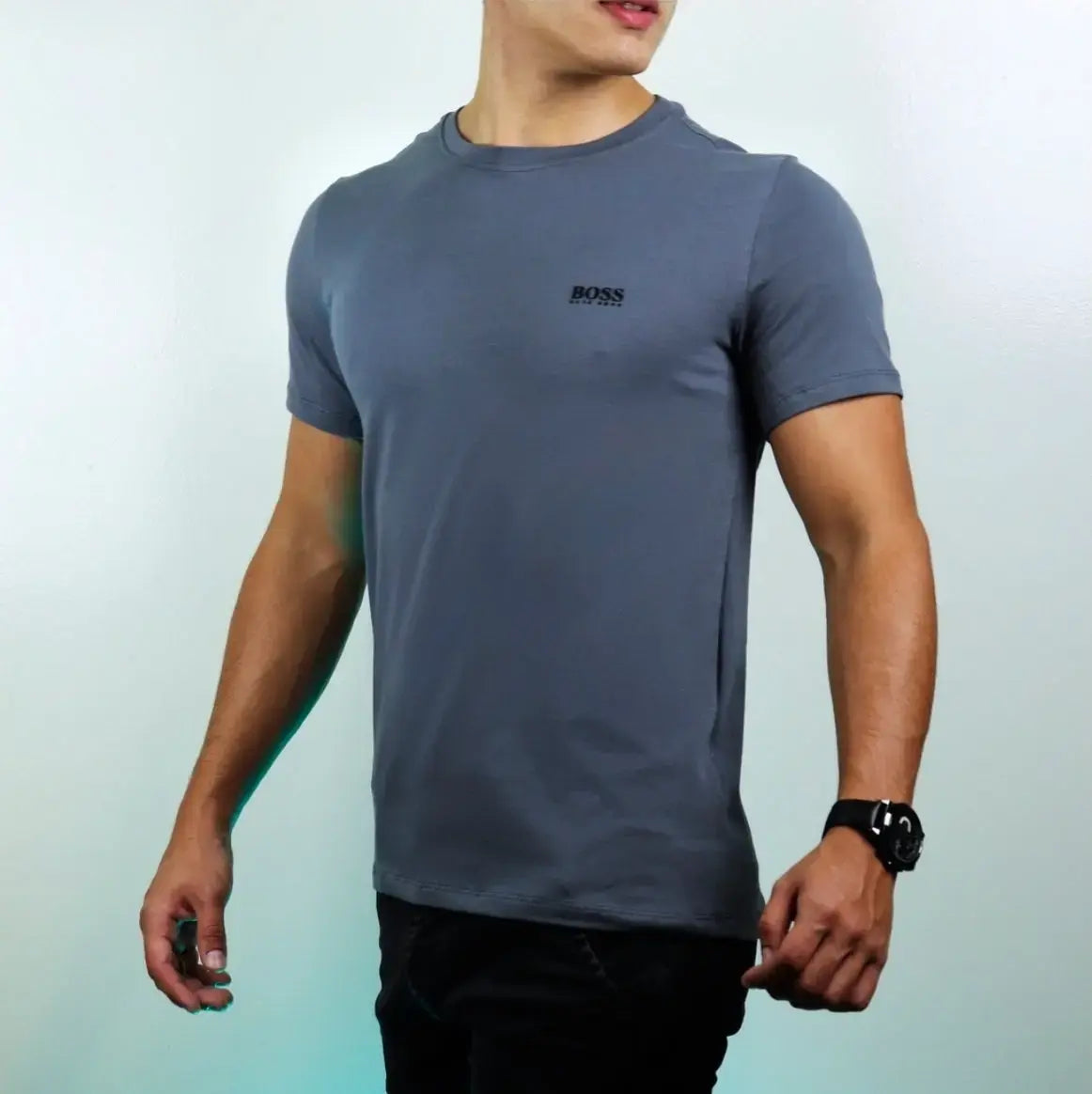 Camisetas Hugo BOSS - Pague 2 e Leve 5 - ÚLTIMAS UNIDADES